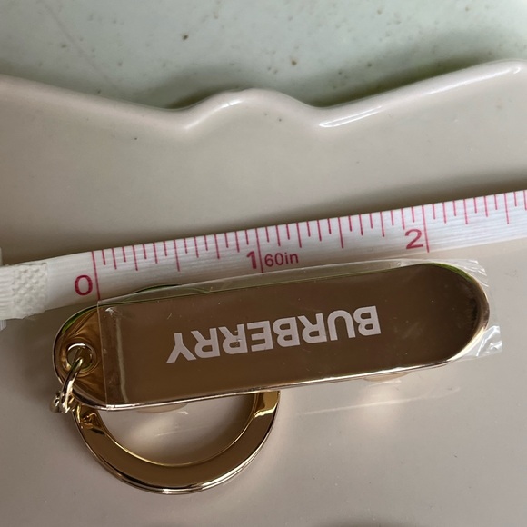 Burberry Gold Skateboard Keychain - Picture 4 of 7